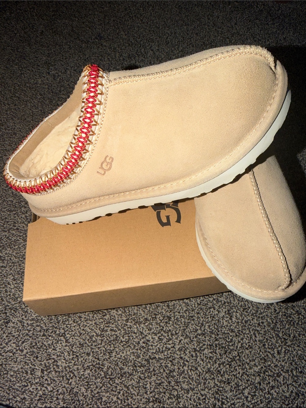 UGG Women's Cream Suede Slip-On Loafers with Red Trim